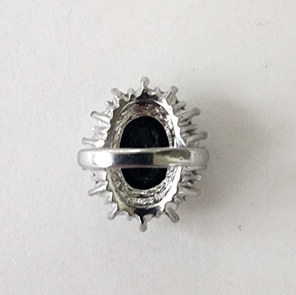 💍 Onyx & Zircon Statement Ring - Picture 5 of 5